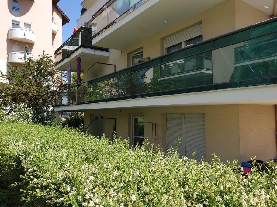 Apartamento 62 M2 Rez De Jardin, Terrasse , 6 Lits Et Parking Annecy Exterior foto